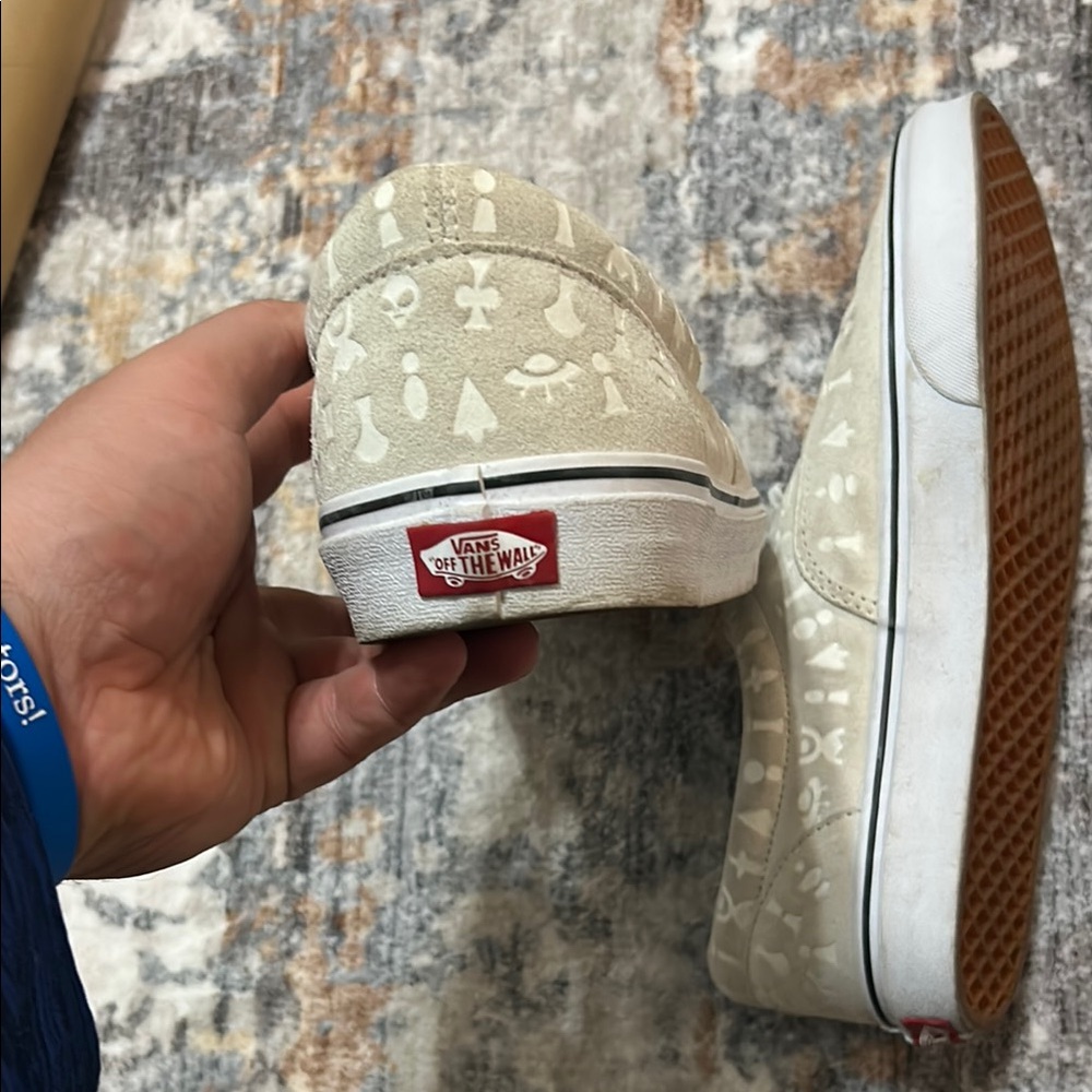 Vans Off-White Patterned Sneakers - image 4